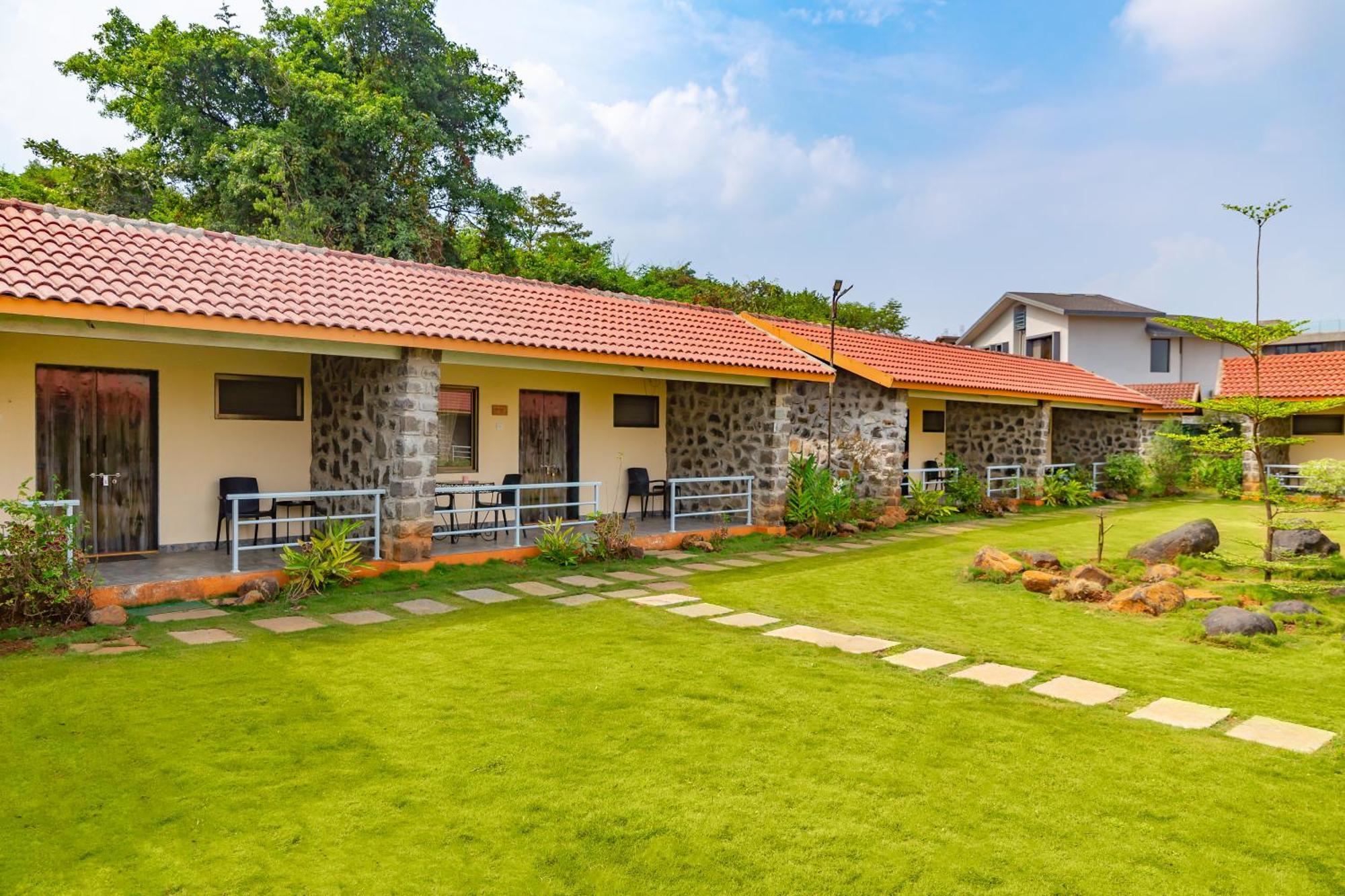 Casa Amora Lonavala Exterior photo