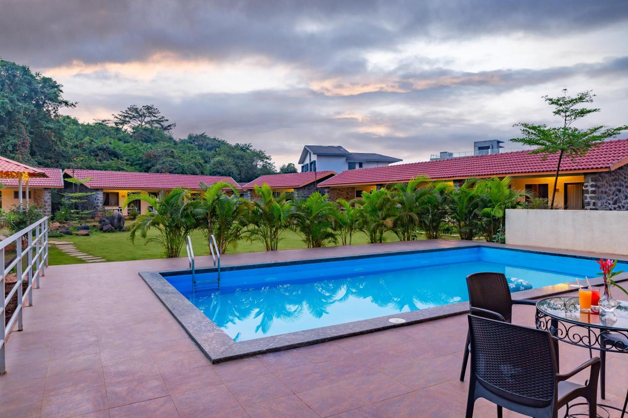 Casa Amora Lonavala Exterior photo